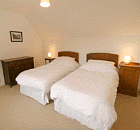 Schlafzimmer mit 2 Einzelbetten